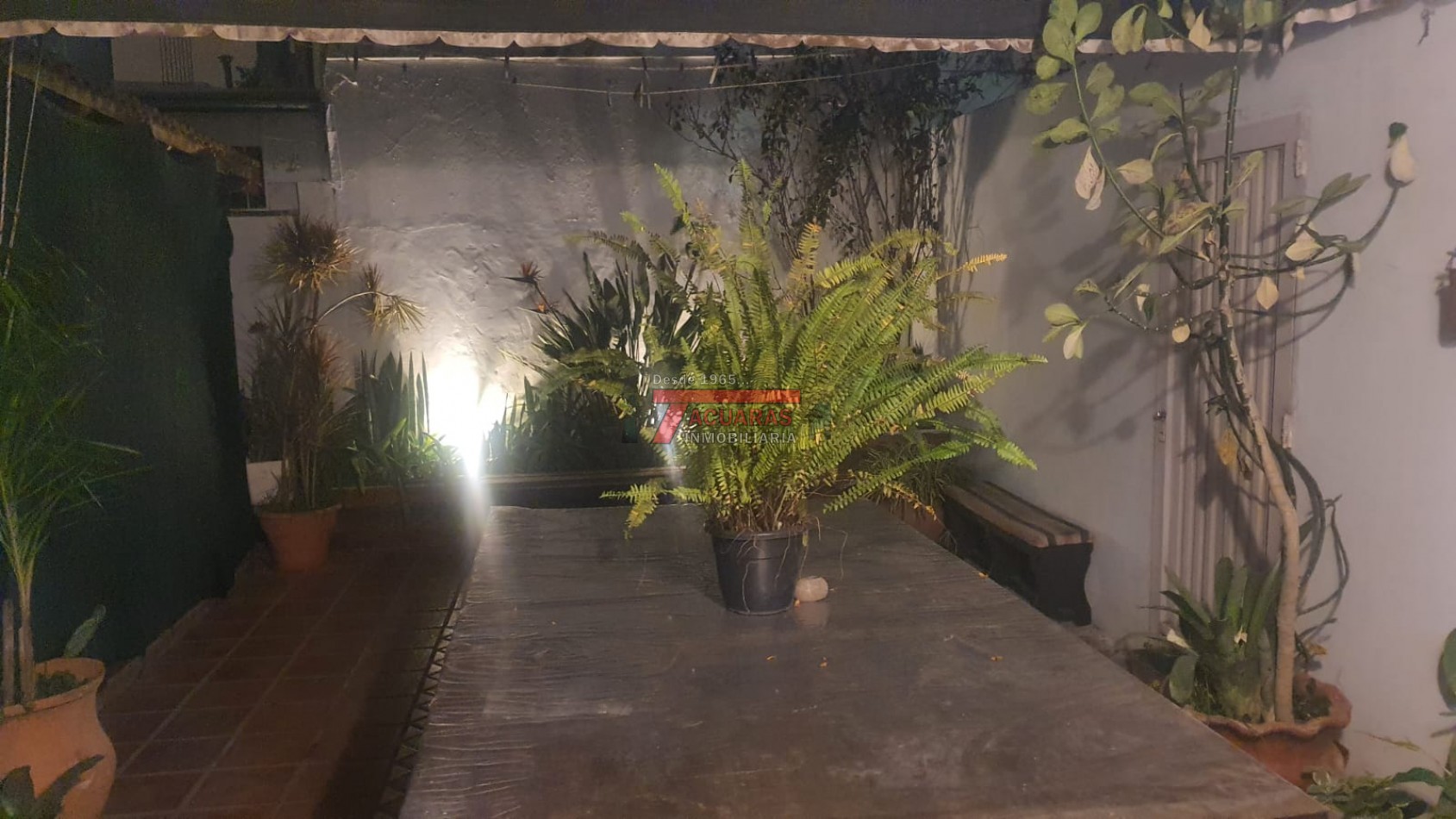 VENTA DE CASA DE 3 DORMITORIOS EN CALLE URQUIZA.