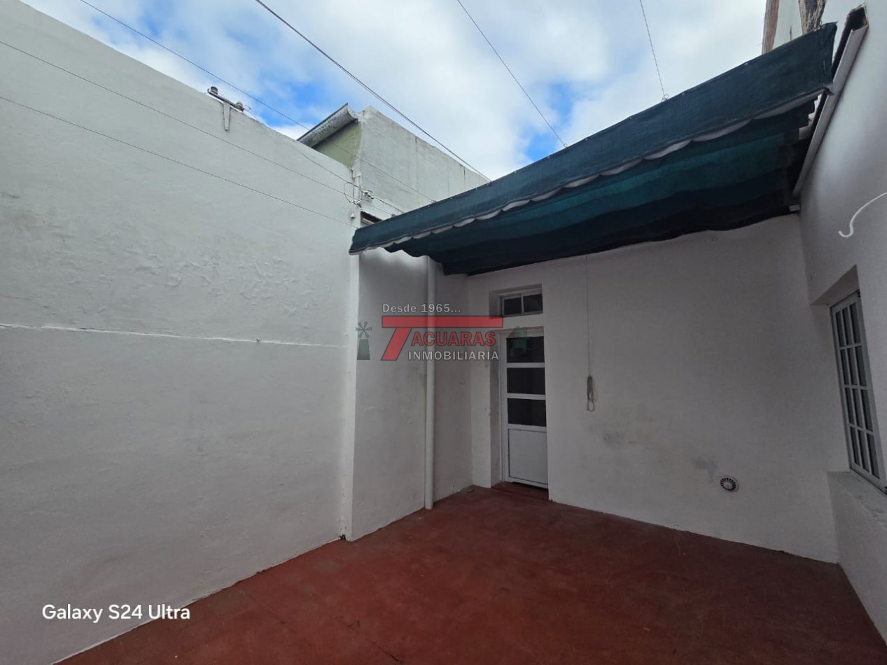 OPORTUNIDAD, CASA INTERNA 3 DORMITORIOS .