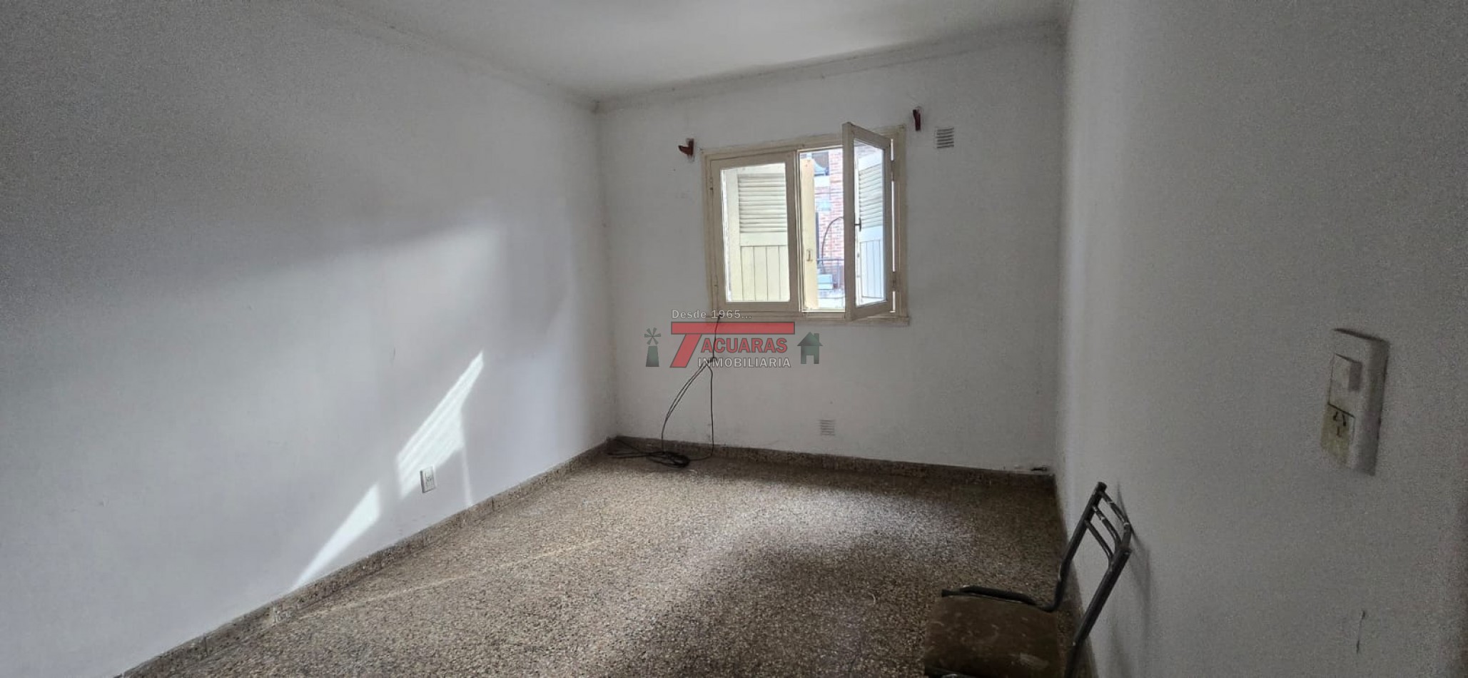 DEPARTAMENTO DE 2 DORMITORIOS CALLE CORDOBA.