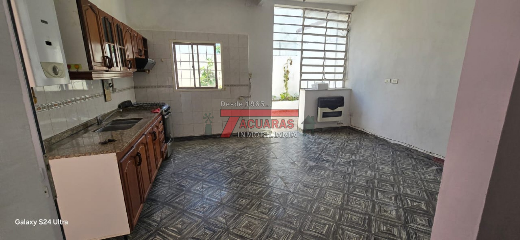 VENTA DE CASA INTERNA EN CALLE ALEM Y AVENIDA RAMIREZ,