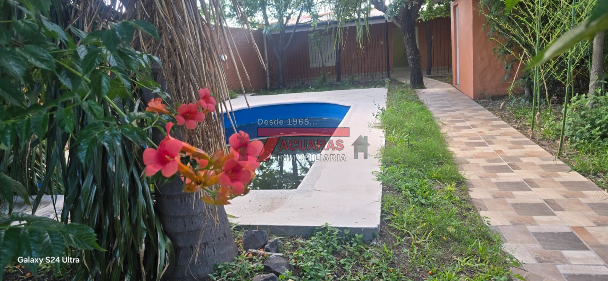CASA EN VENTA EN SAN BENITO, CALLE SEGUI FRENTE A COLONIA AVELLANEDA.