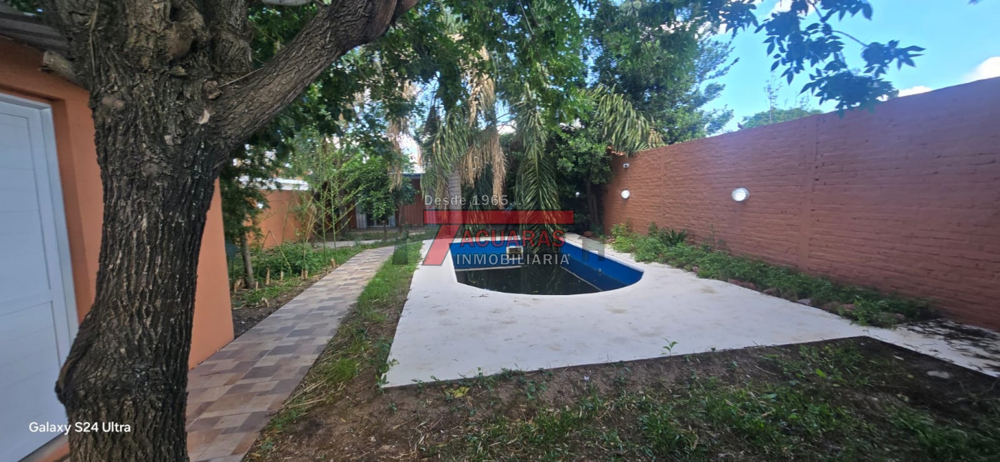 CASA EN VENTA EN SAN BENITO, CALLE SEGUI FRENTE A COLONIA AVELLANEDA.