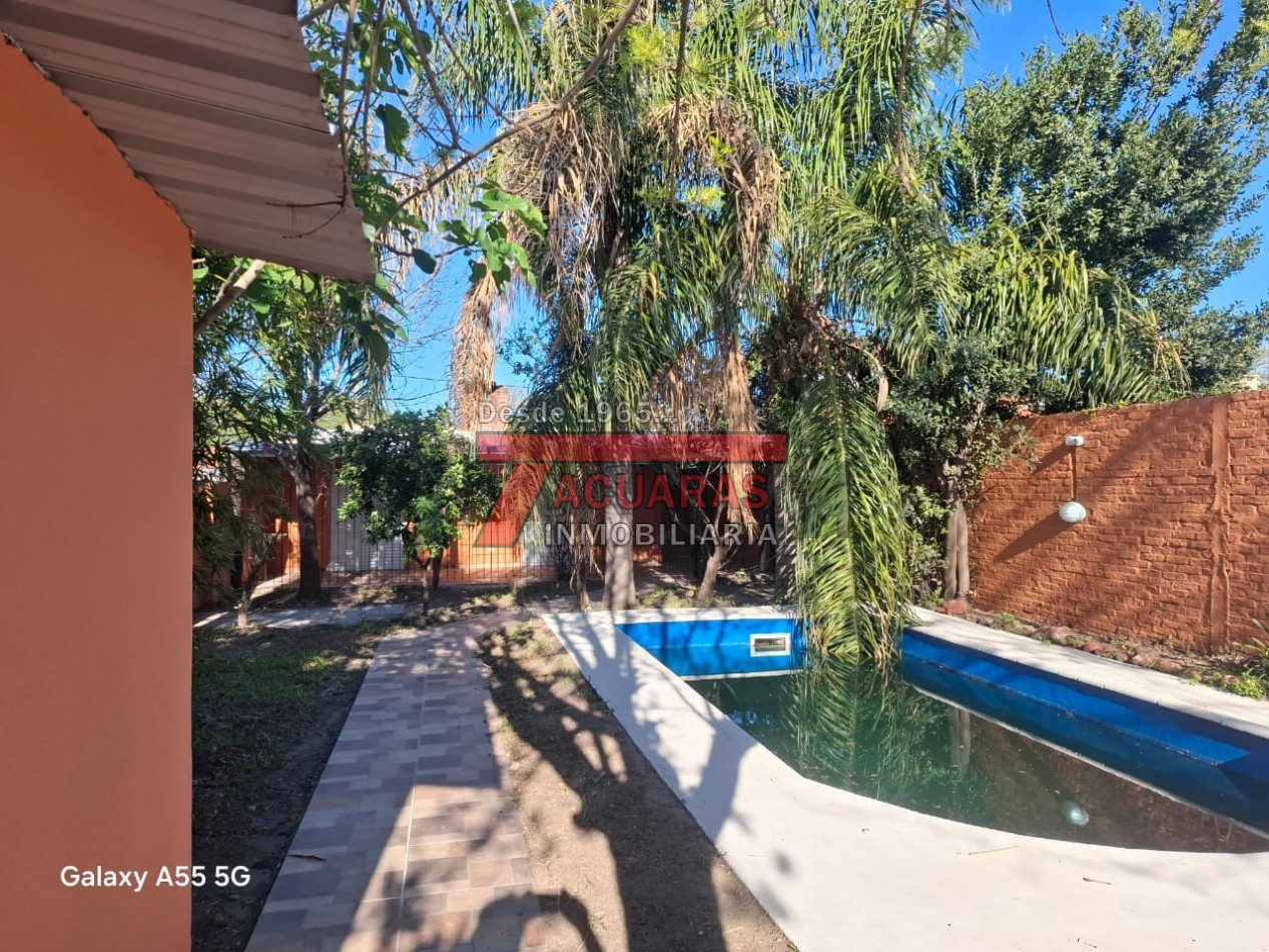 CASA EN VENTA EN SAN BENITO, CALLE SEGUI FRENTE A COLONIA AVELLANEDA.